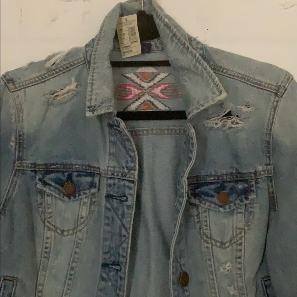 American Eagle Embroidered Jean Jacket NWT